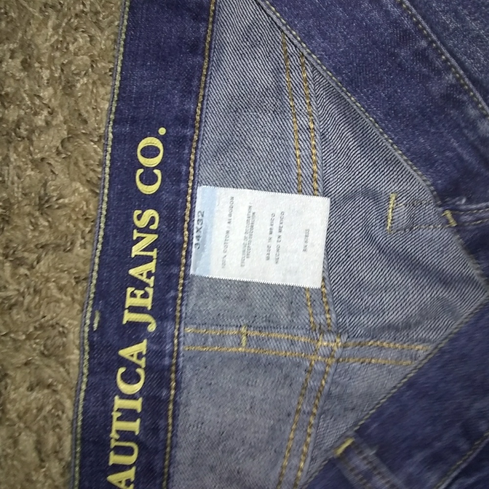Jeans - Picture 3 of 3